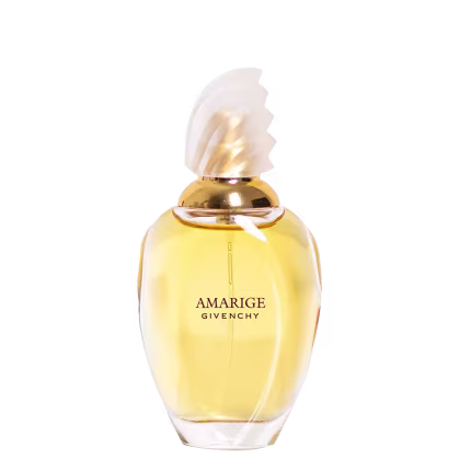 Frasco de perfume Amarige da Givenchy, com tampa dourada em formato de flor e corpo de vidro transparente contendo líquido amarelado. O rótulo exibe o nome da fragrância em letras pretas.