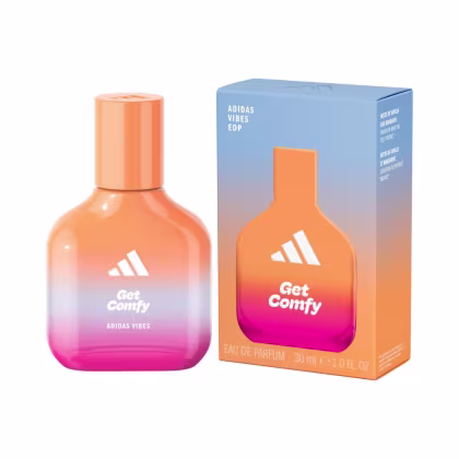 Frasco de perfume Adidas Vibes Get Comfy, com design degradê de laranja a rosa, e caixa azul clara com logotipo da marca. Produto de 30 ml, com rótulo "Get Comfy" em destaque.