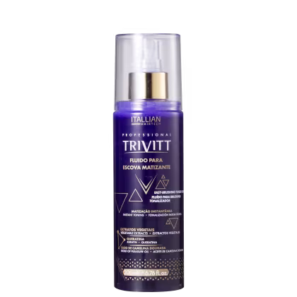 Frasco de produto de beleza da marca Itallian Hairtech, com rótulo roxo e dourado, contendo o nome "TRIVITT" e informações sobre seu uso como fluido para escova matizante.