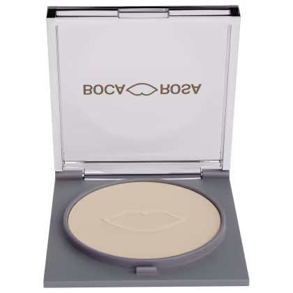 A imagem mostra o pó translucido da marca Boca Rosa, na cor Cuscuz.