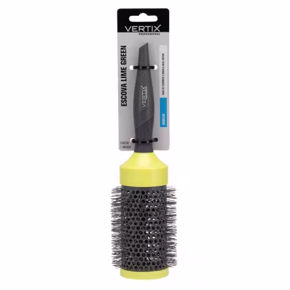 Escova de volume verde e preta da marca Vertix, com cabo plástico e cerdas metálicas, embalada em cartão preto com informações sobre o produto.