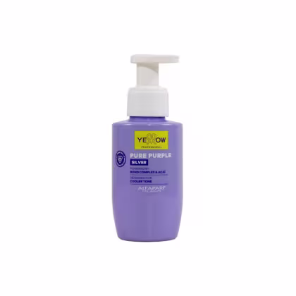 Frasco de produto de beleza da marca Yellow, com bomba dosadora, na cor lilás, com rótulo indicando "Pure Purple Silver" e informações sobre os ingredientes Bond Complex e Açaí.
