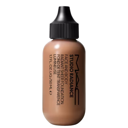Imagem do produto M·A·C Studio Radiance Face and Body Radiant Sheer Foundation N5 - Base Líquida 50ml