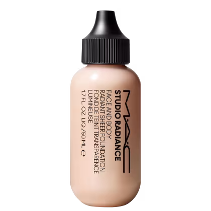 Imagem do produto M·A·C Studio Radiance Face and Body Radiant Sheer Foundation W0 - Base Líquida 50ml