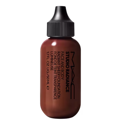 Imagem do produto M·A·C Studio Radiance Face and Body Radiant Sheer Foundation W6 - Base Líquida 50ml