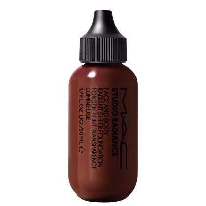 Imagem do produto M·A·C Studio Radiance Face and Body Radiant Sheer Foundation W9 - Base Líquida 50ml