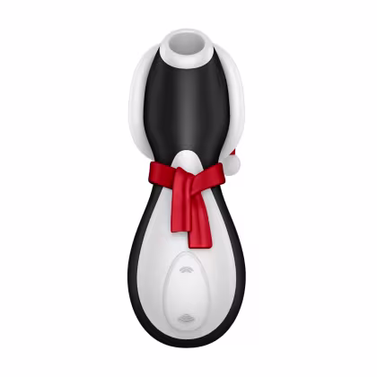 A imagem mostra um vibrador em formato de pinguim branco e preto, com um gorrinho de natal branco e vermelho e um lenço vermelho no pescoço.