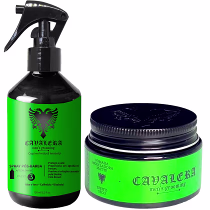 Cavalera men's grooming products: um spray pós-barba em frasco verde e uma pomada modeladora em pote preto, ambos com logotipo da marca em destaque.