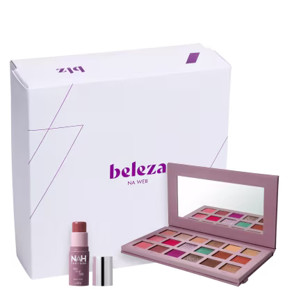 A imagem mostra caixa branca com o logotipo "Beleza na Web", paleta de sombras com uma variedade de cores, incluindo tons de rosa, laranja e verde e um blush em bastão da NAH Cardoso by BLZ.
