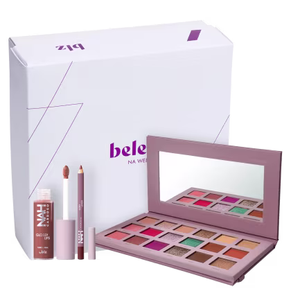 A imagem mostra caixa branca presenteável com a marca Beleza na Web, paleta de sombras com uma variedade de cores, incluindo tons de laranja, verde e marrom, lápis labial e gloss da marca Nah Cardoso by BLZ.