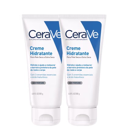 Dois tubos de creme hidratante CeraVe para pele seca a extra seca, com 200g cada, embalagem branca com detalhes azuis, destacando a presença de 3 ceramidas essenciais e ácido hialurônico na fórmula, sem perfume.