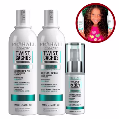 Kit com shampoo, leave-in e spray ativador de cachos da marca Prohall Cosmetic.