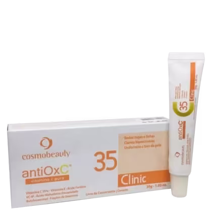 Creme antioxidante da marca Cosmobeauty, chamado "antiOxC". O rótulo indica que o produto contém vitamina C pura e possui fator de proteção 35. Também menciona que o creme ajuda a reduzir rugas e linhas, uniformizar a pele e dar um aspecto mais saudável.