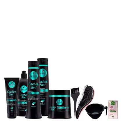Kit com shampoo, condicionador, máscara, leave-in e creme em gel Cachos Sim da marca Haskell. Acompanha combo com pincel, escova mágica, pote e máscara Ora Pro Nobis em tamanho mini.