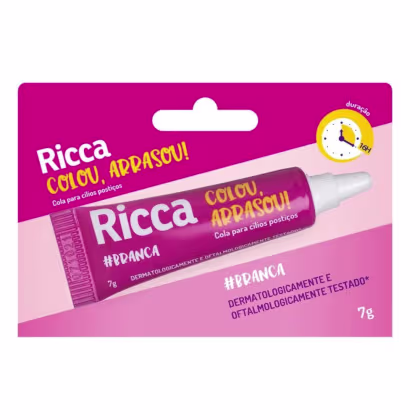 Cola para Cílios Colou,Arrasou!, da marca Ricca.