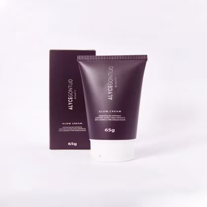 Creme hidratante da marca Alyce Gontijo, chamado "Glow Cream". O tubo contém 65g de produto e possui um rótulo com informações sobre os benefícios e ingredientes do creme.