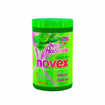 A imagem mostra o Creme de Tratamento Novex Super Babosão 1kg da marca Embelleze. O pote é verde com detalhes em rosa e branco, e apresenta os benefícios do produto, como super reparação, hiperumectação e mega hidratação.