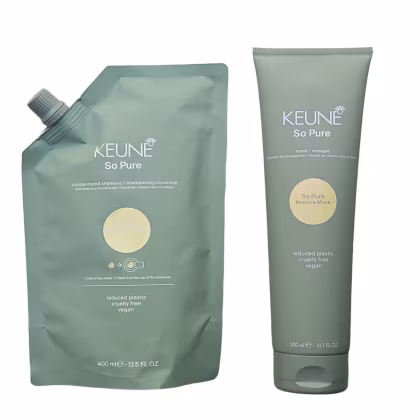 A imagem mostra dois produtos de cuidados capilares da marca Keune, da linha So Pure. Um é um shampoo concentrado que vem em uma embalagem flexível de 400ml. O outro é uma máscara capilar que vem em um tubo verde de 300ml.