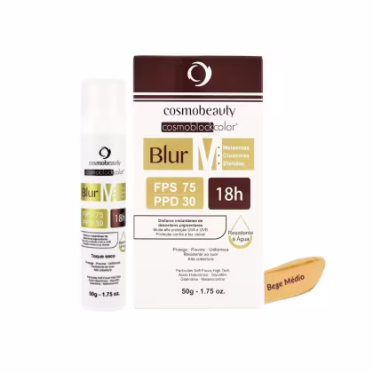 O produto mostrado na imagem é um bloqueador solar da marca Cosmobeauty, chamado Cosmoblockcolor Blur.  Possui FPS 75 e PPD 30, com propriedades de proteção contra raios UVA e UVB, além de uniformizar e resistir à água.