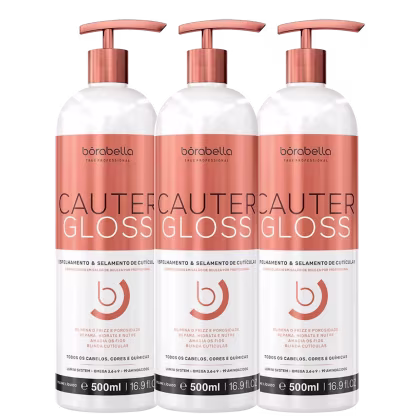São três frascos de 500ml cada, com bombas doseadoras na cor cobre. Os frascos têm rótulos com o nome da linha e informações sobre os benefícios do produto, como eliminar frizz, hidratar e nutrir os fios, além de tratar as cutículas.