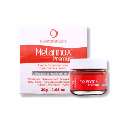 Creme clareador para hipercromias faciais da marca Melannox Premium. O produto em si é um pote de vidro com tampa, também na cor laranja, contendo 30g do creme.