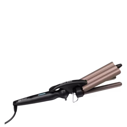 O produto apresentado é um modelador de cabelos da marca Vertix, com design em tons de rosa dourado e preto. Possui três cilindros de aquecimento para criar ondas e cachos no cabelo. O rótulo indica que se trata de um modelo de "Triple Wave