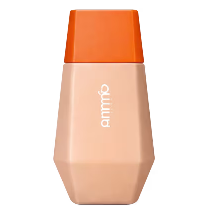 Frasco de produto de beleza com tampa laranja e corpo bege, exibindo o logotipo "Quinua" em branco. O recipiente possui formato geométrico e dimensões compactas, sugerindo tratar-se de um item de cosmética ou cuidados pessoais.