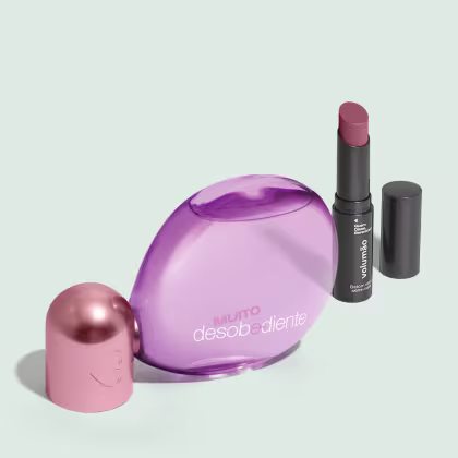 Imagem do produto Combo Eau de Parfum Muito Desobediente 100ml + Batom Stick Volumão Rosa Roseirê 3,4g
