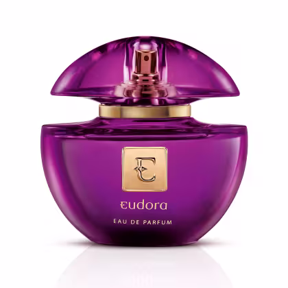 Frasco do eau de parfum  Eudora em tom roxo brilhante, com tampa transparente roxa e borrifador dourado e logotipo da marca ao centro. Embalagem elegante e sofisticada, com informações do produto "Eau de Parfum" impressas.