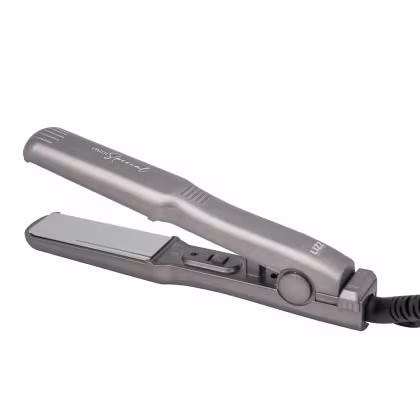 Chapinha Lizz Professional. Trata-se de um aparelho de metal com acabamento escovado em tons de cinza. Possui um design alongado e estreito, com uma alça para manuseio. Há um botão de controle e um cabo de alimentação elétrica conectado ao aparelho.