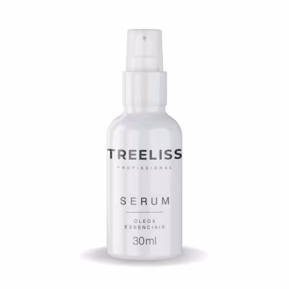 Frasco plástico com tampa borrifadora branca. Rótulo com o texto "TREELISS PROFISSIONAL SERUM OLEOS ESSENCIAIS 30ml" impresso em letras pretas sobre fundo branco.