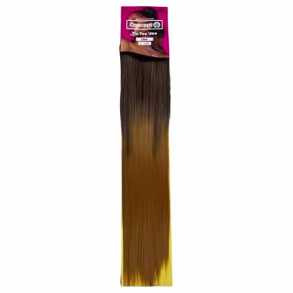 Eextensão de cabelo. A extensão de cabelo é longa e reta, com uma transição gradual de um tom escuro na raiz para um tom mais claro nas pontas, criando um efeito ombré.