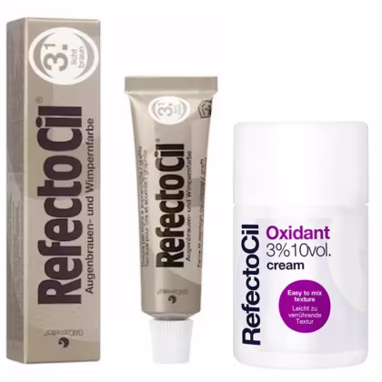 Caixa e tubo de coloração RefectoCil 3.1 em tons de cinza, com rótulos indicando o nome da marca e o tipo de produto e "Oxidant 3% 10vol. cream", com informações sobre a textura fácil de misturar.