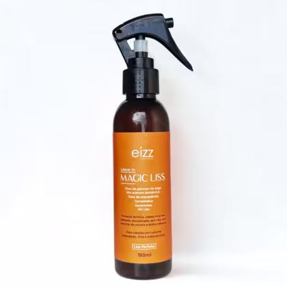 Frasco de spray com rótulo laranja e preto da marca Eizz, contendo "Leave in Magic Liss", um produto de tratamento capilar. O frasco possui um aplicador com gatilho para aplicação do produto.