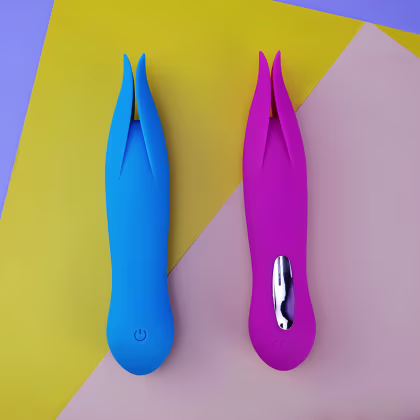 Imagem do produto Vibrador com Ponta Bifurcada - Pink | Hidden Sweetie