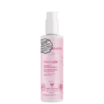 Em destaque, o Leave-in Joico InnerJoi Preserve Protective Milk (200ml) se apresenta em sua embalagem rosa com detalhes em branco e prata.