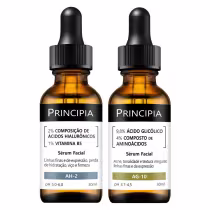 Dois frascos de soro facial da marca Principia, com rótulos pretos e amarelos. O primeiro contém 2% de ácidos hialurônicos e 1% de vitamina B5, enquanto o segundo possui 9,8% de ácido glicólico e 4% de aminoácidos. 