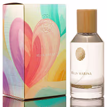 Perfume Bella Marina da marca KIYOMI em frasco de vidro com tampa de madeira, embalado em caixa colorida com ilustrações abstratas em tons de rosa, laranja e azul.