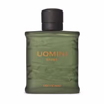 Perfume masculino em frasco retangular de vidro verde militar fosco com textura em relevo e tampa preta na parte superior. Design minimalista e robusto, com linhas retas e angulares na embalagem.