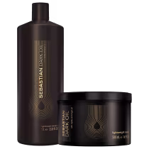 Sebastian Dark Oil é uma linha de produtos para cabelos. O conjunto inclui um shampoo leve de 1 litro em um frasco cilíndrico marrom escuro com detalhes dourados impressos. Há também uma máscara leve de 500ml em um pote redondo marrom escuro.