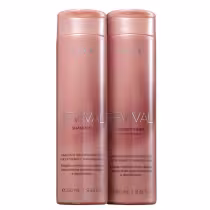 Dois frascos de plástico rígido na cor rosa metálico, contendo shampoo e condicionador da linha Revival da marca Brae. Os frascos têm formato cilíndrico e tampa rosqueável na mesma tonalidade.