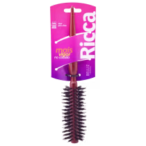 Escova de cabelo Salon Triangle, da marca Ricca.