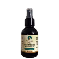 A imagem mostra o produtos Mix Anti Piolhos e Lêndeas, da marca Oleoterapia Brasil.