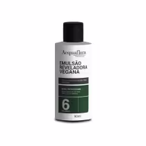 Emulsão reveladora vegana da linha profissional Acquaflora, em frasco plástico branco e preto com 90ml, contendo informações sobre a água oxigenada estabilizada e cremosa.