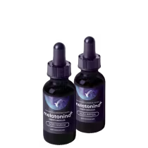 Dois frascos de suplemento alimentar líquido Melatonina+ com sabor de maracujá, em embalagem preta com rótulo branco e azul, indicando "Ação Rápida" no texto.