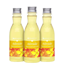 Três garrafas amarelas com rótulo de flores amarelas e letras brancas.