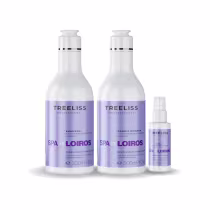 Produtos de cuidados capilares TreeLiss Profissional para cabelos loiros. Dois frascos de 300ml cada, contendo shampoo e condicionador veganos com óleos essenciais. Rótulos roxos com o nome "SPA dos Loiros". Um frasco menor de spray de 60ml na mesma linha