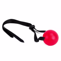 Imagem do produto Mordaça Bola com Alça em Cetim - Vermelho | La Pimienta Sado