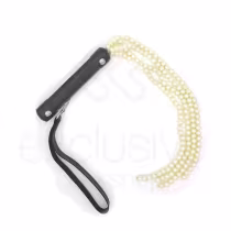 Imagem do produto Chicote Luxo com Tiras de Pérolas - Preto | Brasil Fetiche