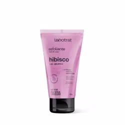 Tubo de esfoliante corporal da marca Labotrat, na cor rosa, com rótulo destacando o ingrediente "hibisco" e a promessa de reduzir marcas escurecidas. Embalagem de 150g.